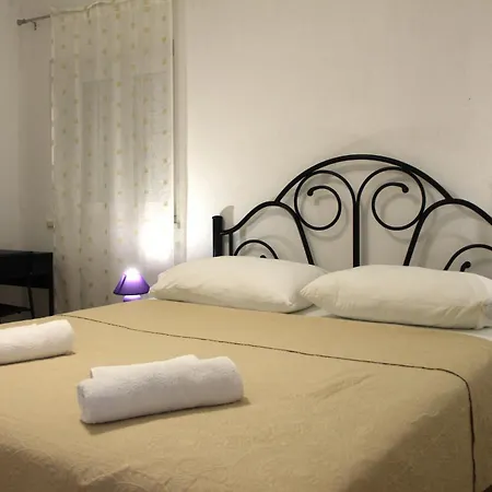 Vanda Seafront Fantastic Apartament *