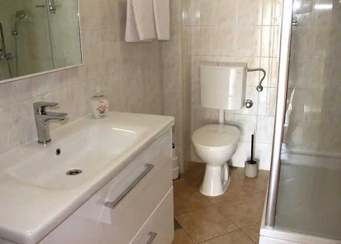 Vanda Seafront Fantastic *