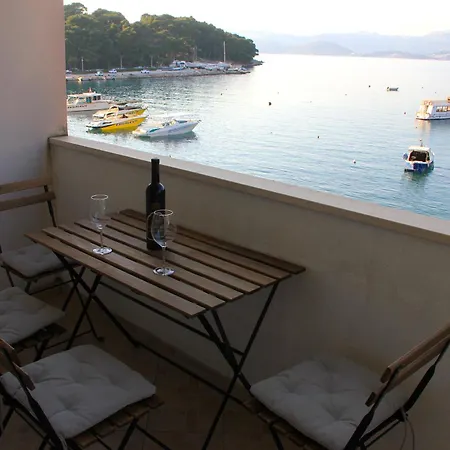 Vanda Seafront Fantastic Цавтат