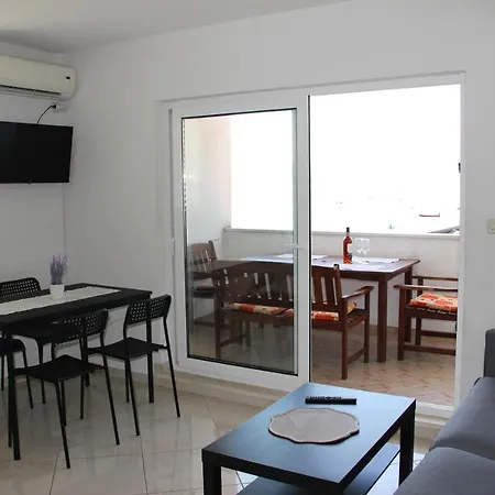 Vanda Seafront Fantastic Apartman *