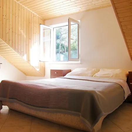 Vanda Seafront Fantastic